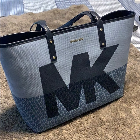 michael kors open tote
